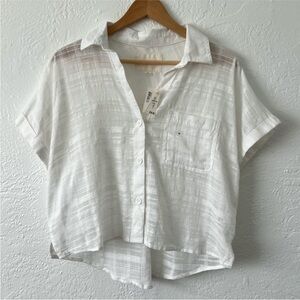 Aeropostale Cream Crop Button Down Shirt